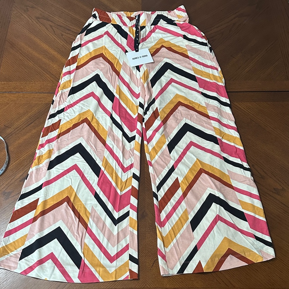 Agnes & Dora Multicolor Chevron Wide Leg Pants